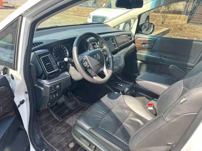 东营20年本田艾力绅8