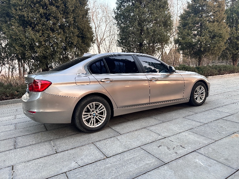 济宁15年宝马3系4