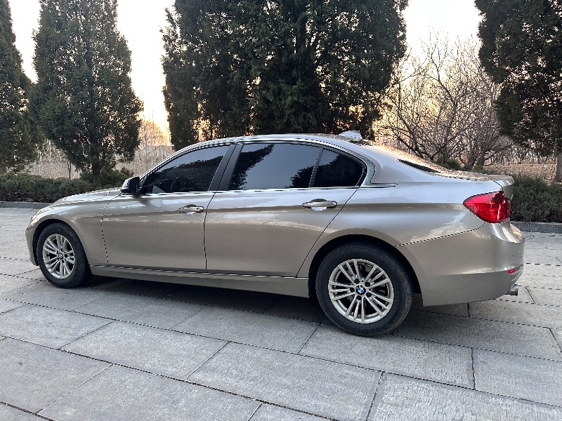 济宁15年宝马3系5