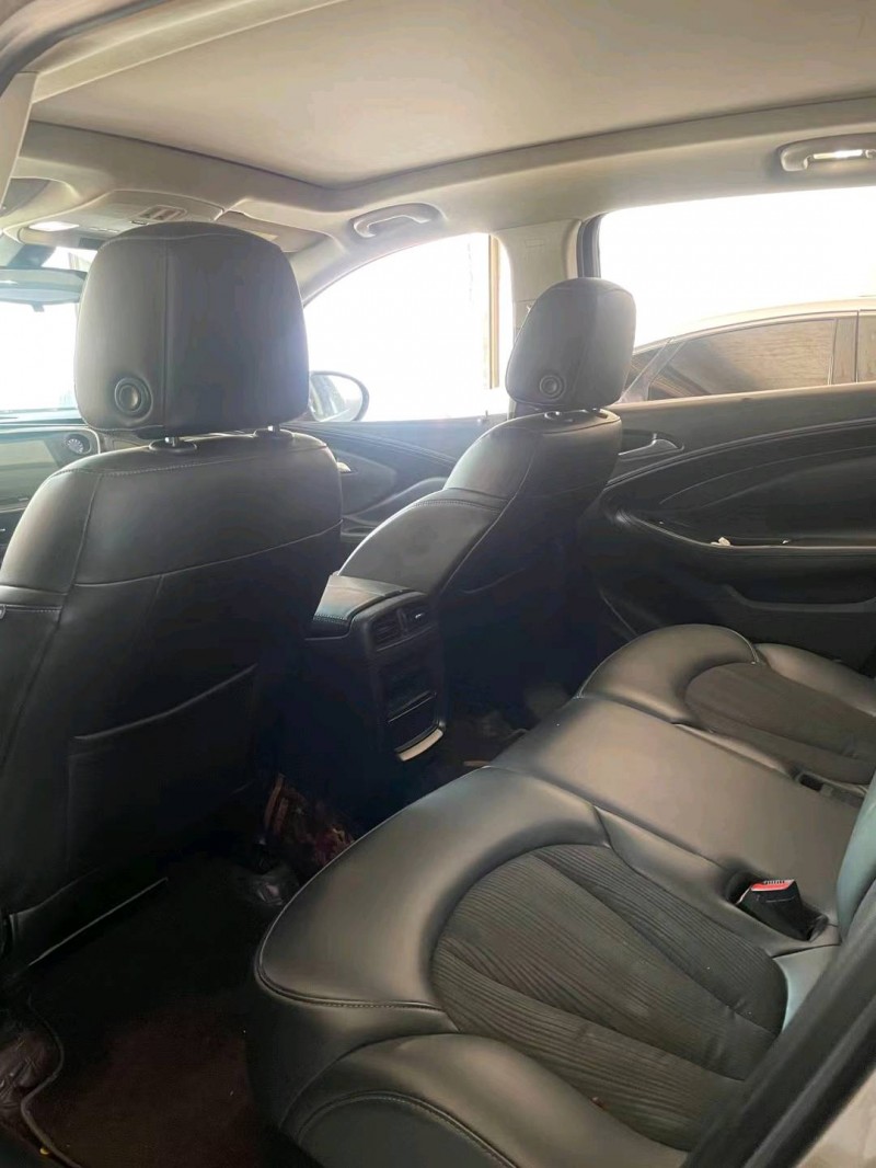 济南16年别克昂科威6