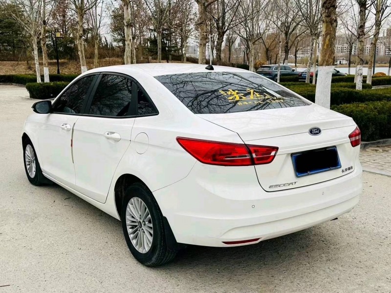 聊城18年福特福睿斯4