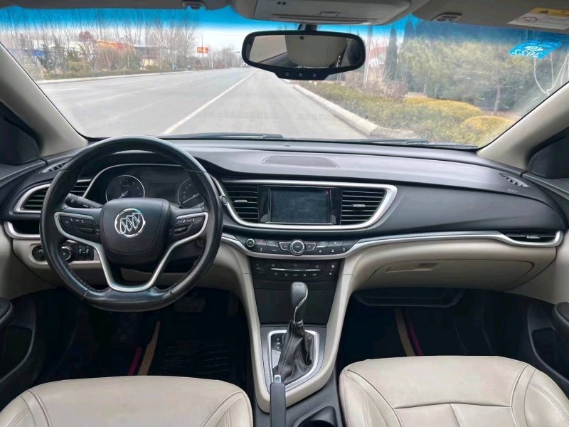 枣庄20年别克英朗5