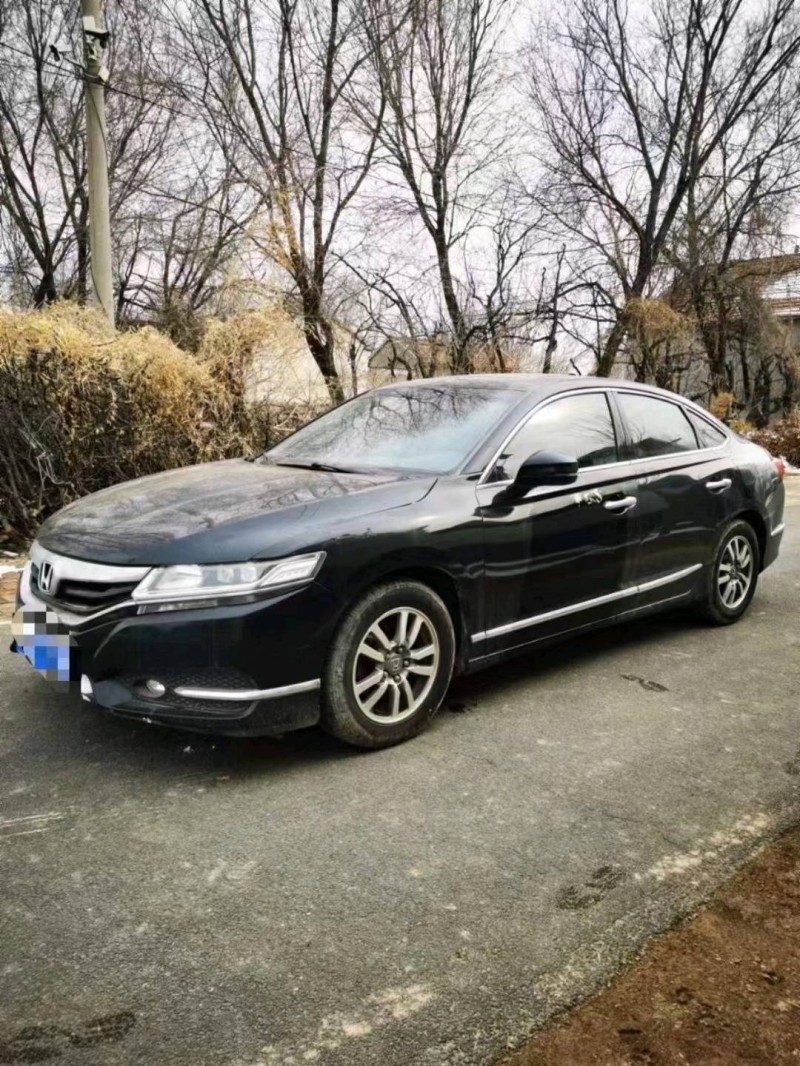 东营16年本田思铂睿2