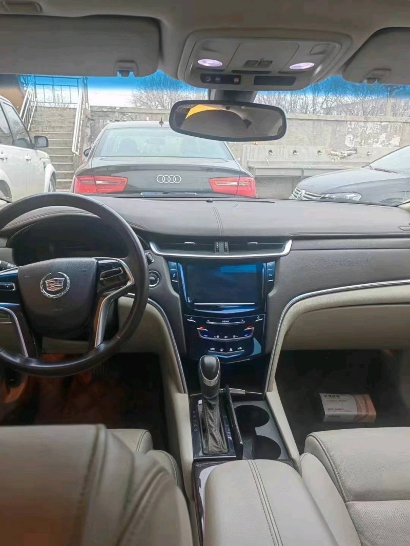 保定17年凯迪拉克XTS4