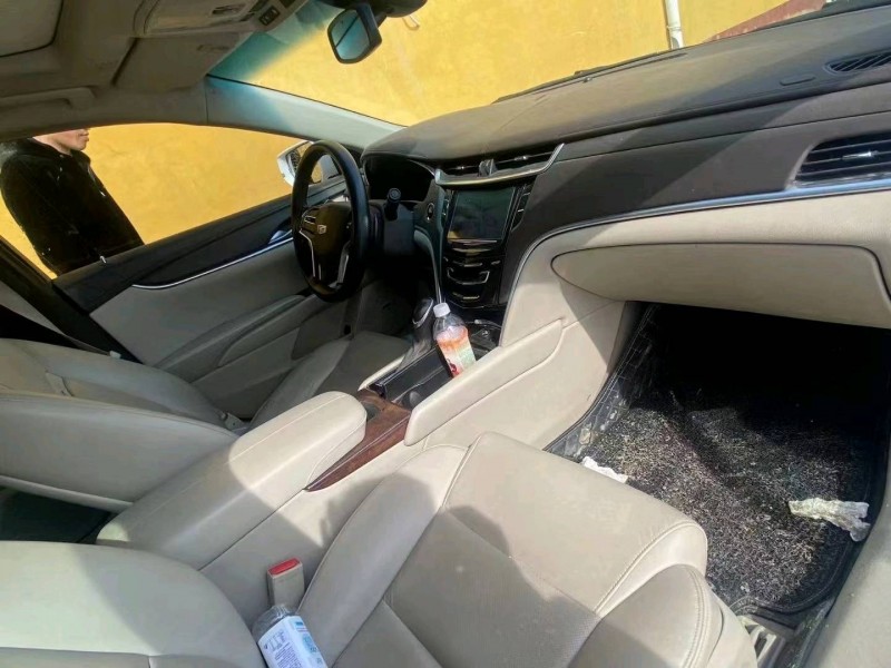 保定17年凯迪拉克XTS6