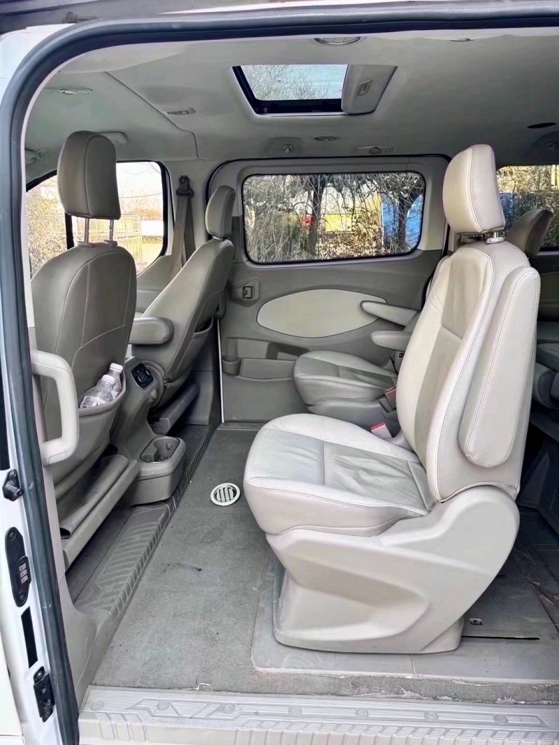 东营16年福特途睿欧9