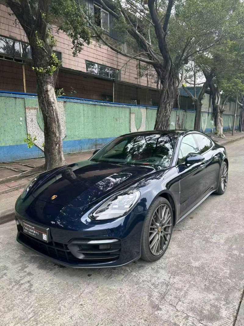 汕头23年保时捷帕拉梅拉2