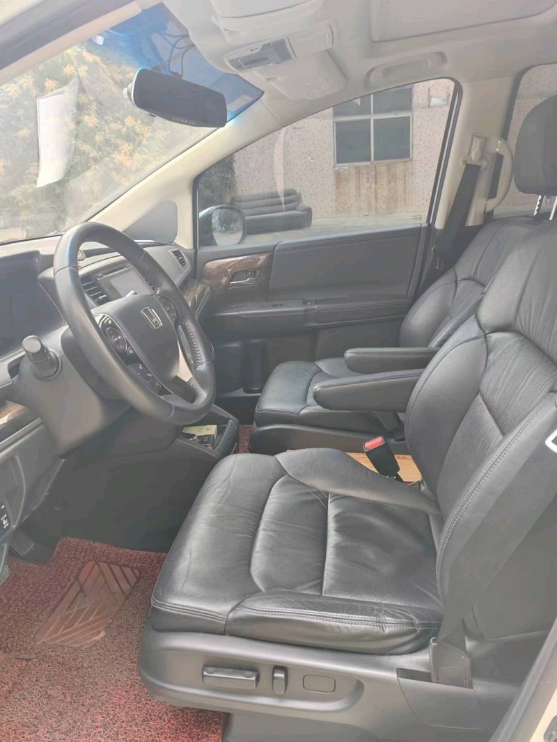 珠海16年本田奥德赛5