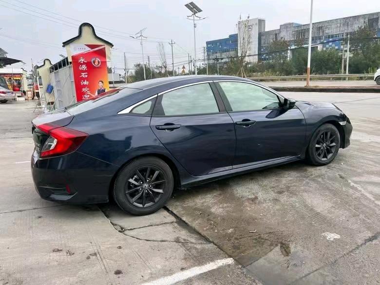 汕头21年本田思域4