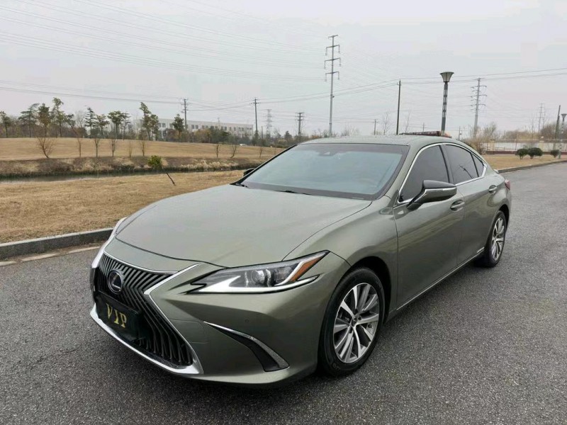盐城21年雷克萨斯ES2