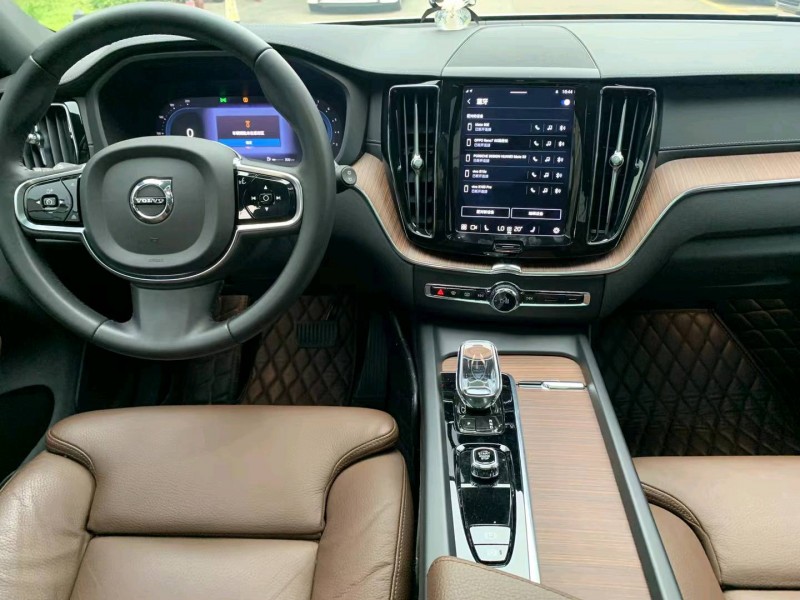 中山21年沃尔沃XC607