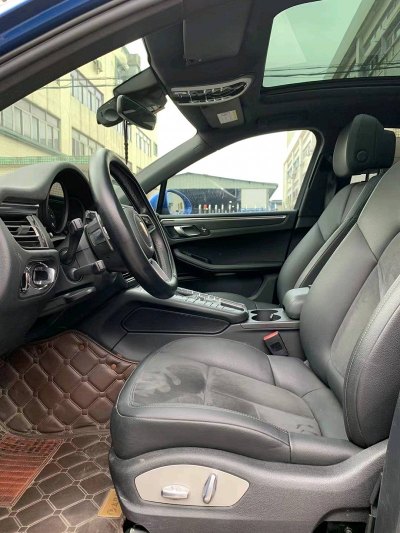 中山21年保时捷Macan8