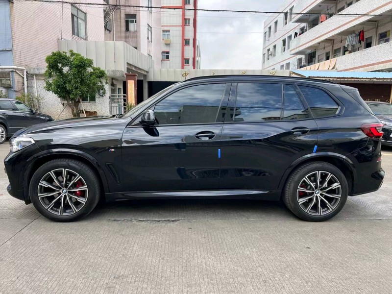 中山21年宝马X53