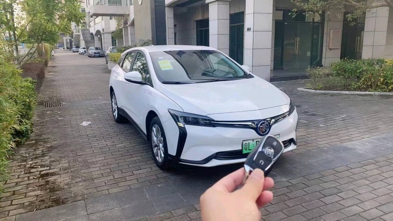 广州24年别克微蓝2