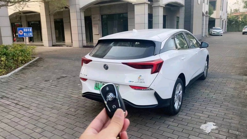 广州24年别克微蓝9