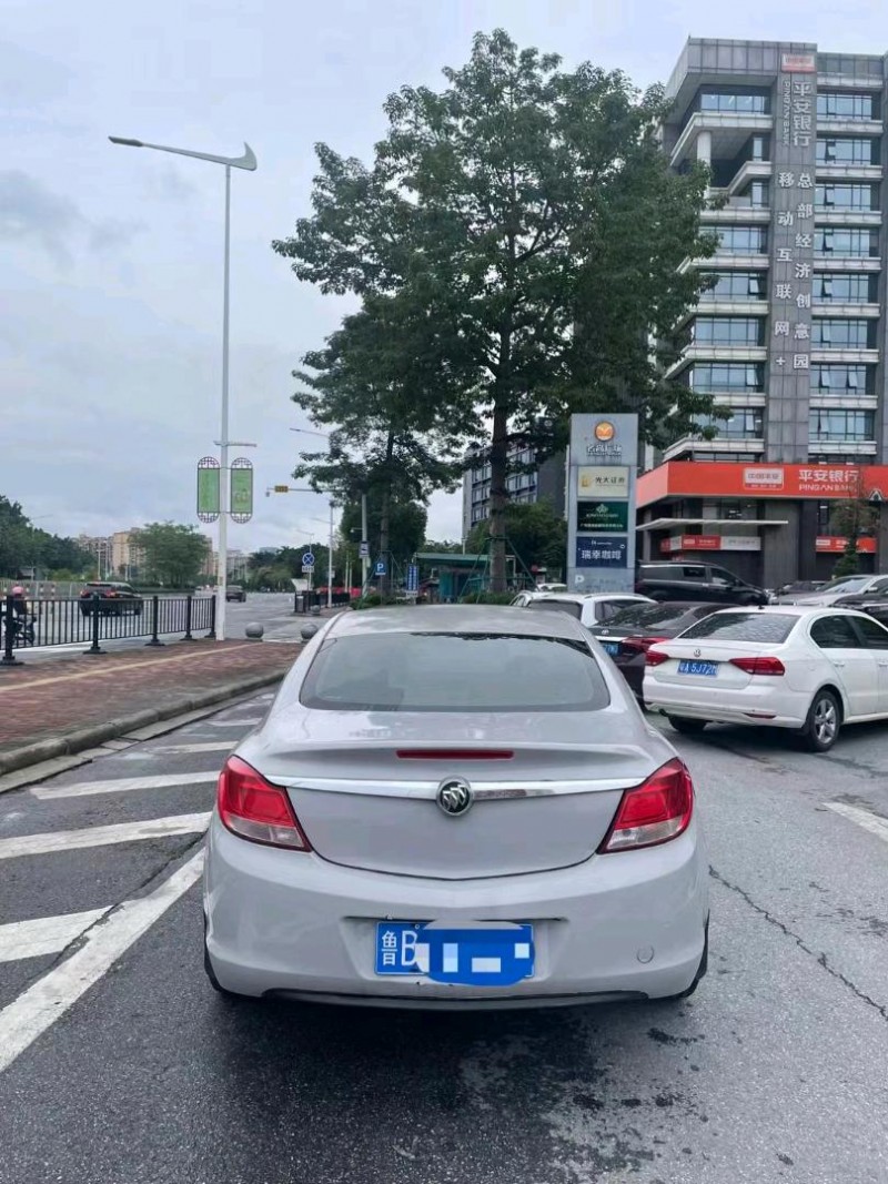 广州09年别克君威8