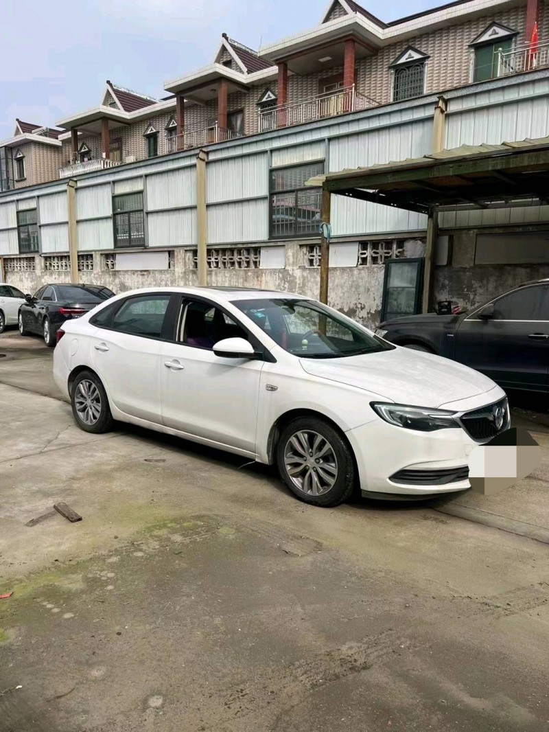 湖州20年別克英朗3