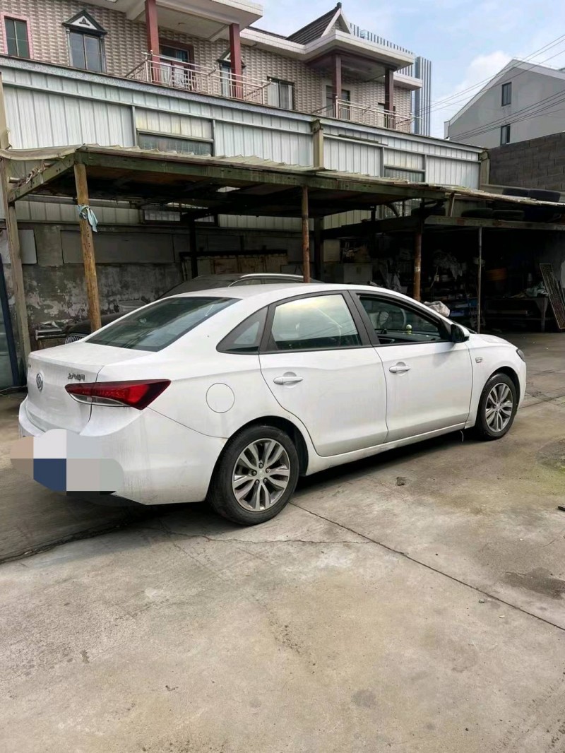 湖州20年別克英朗6