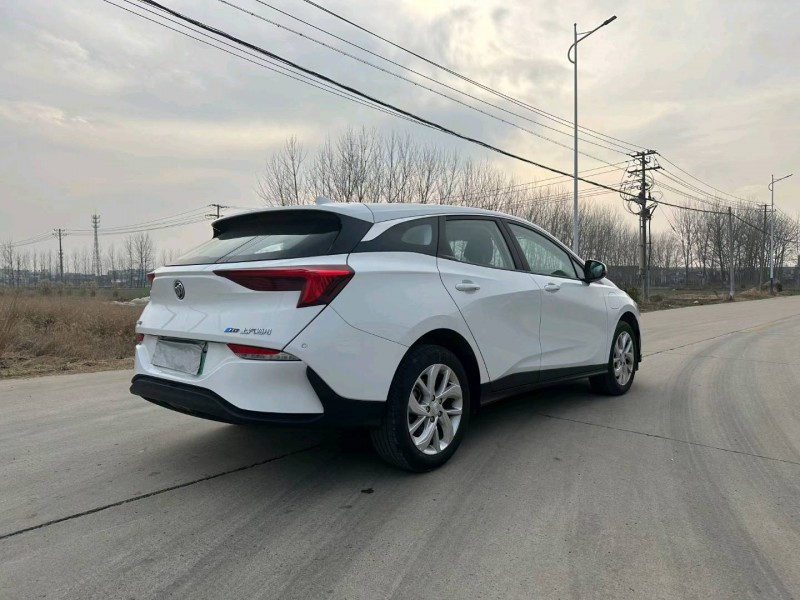 徐州23年别克微蓝8