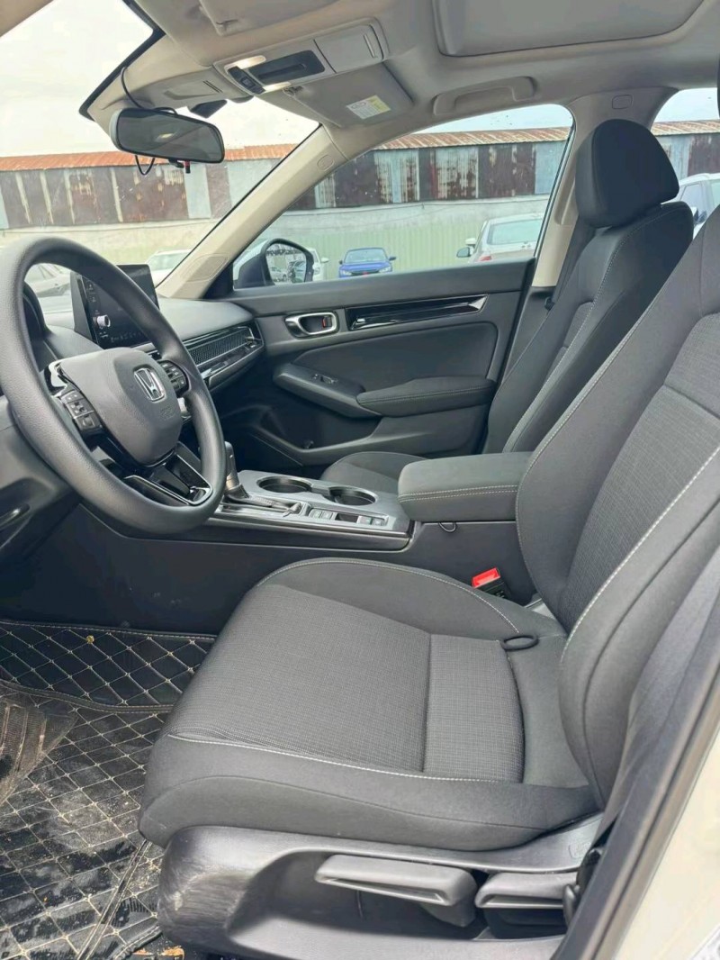 广州23年本田思域8