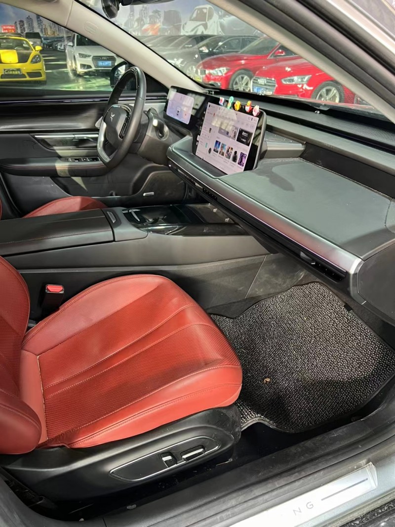 徐州22年小鵬汽車p77