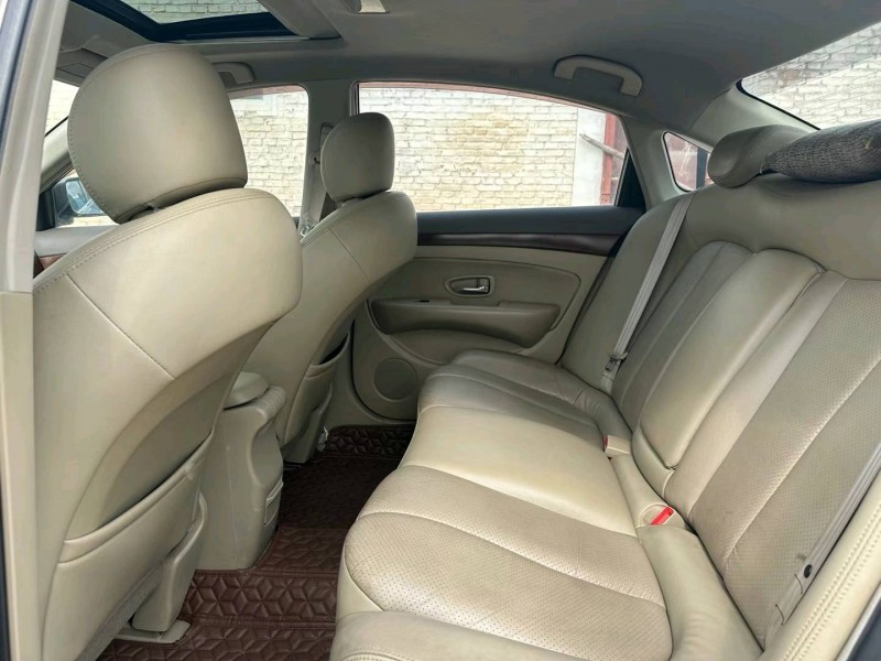 郑州11年日产轩逸8