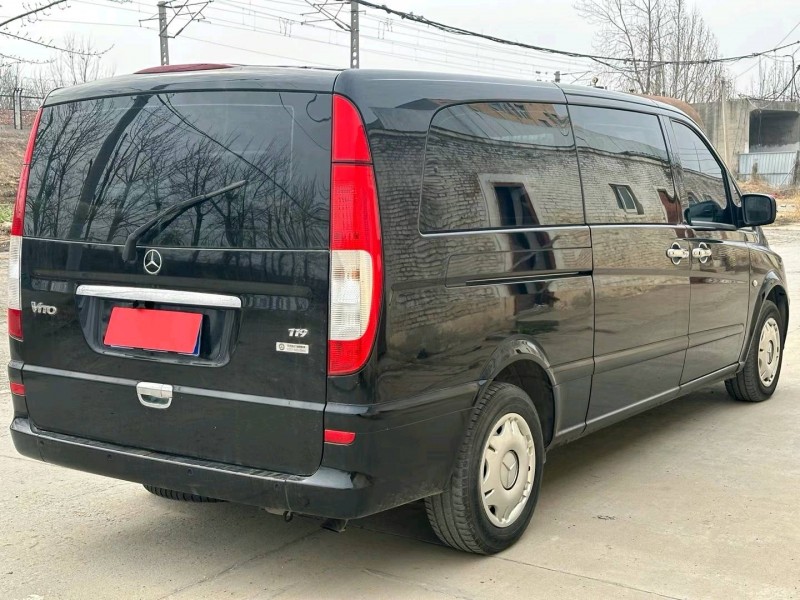 郑州15年奔驰威霆4