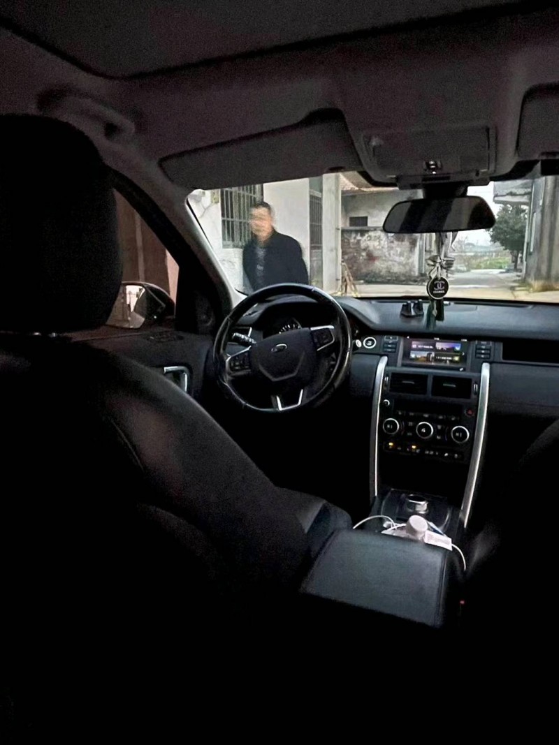 常州16年路虎发现神行7