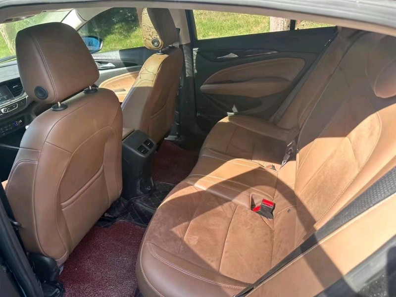 济南18年别克君威5