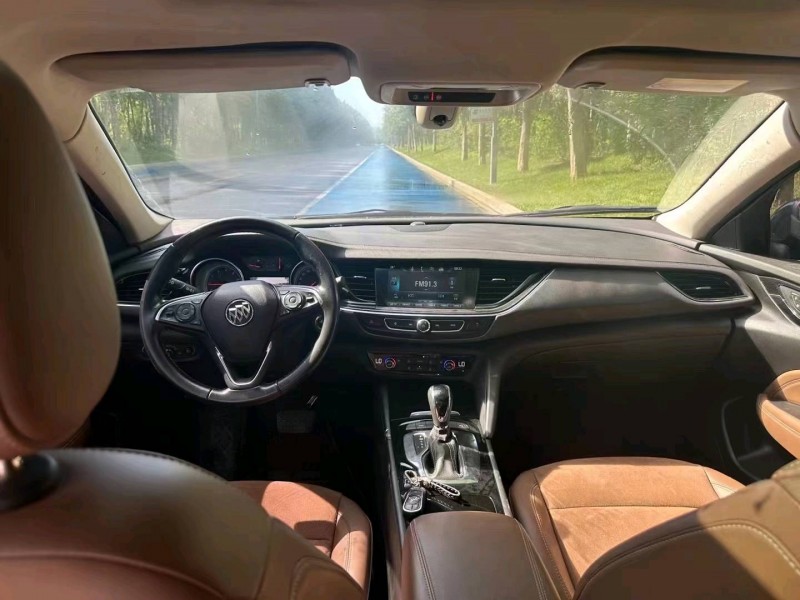 济南18年别克君威6