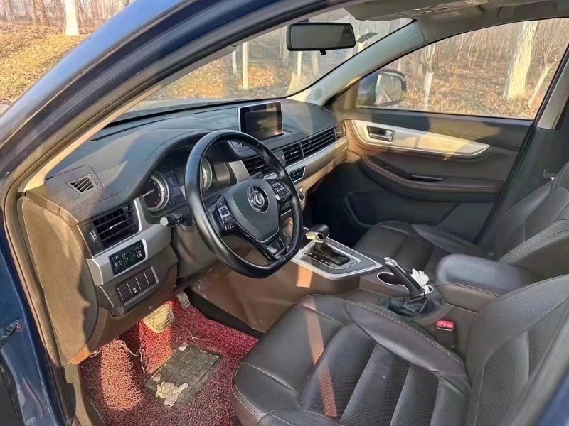 济南17年东风景逸4