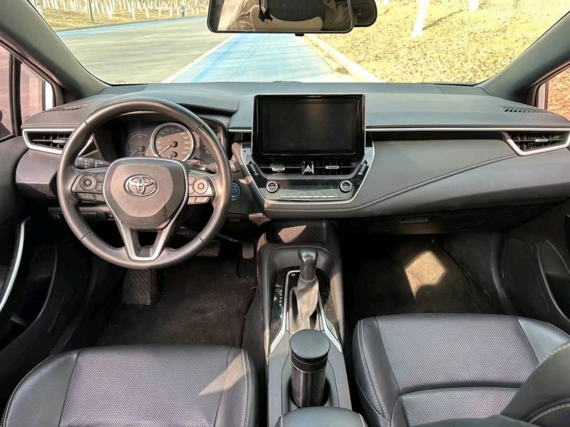 济南19年丰田雷凌4