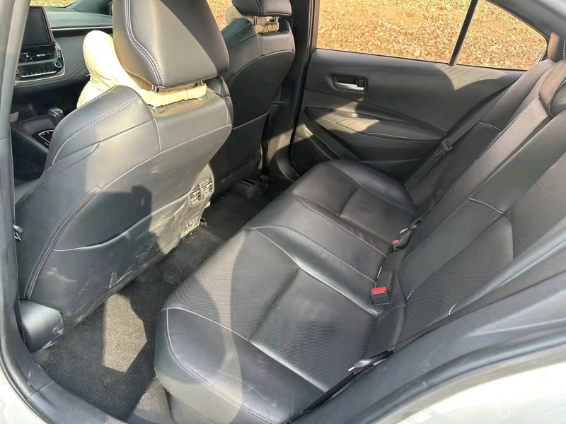 济南19年丰田雷凌6