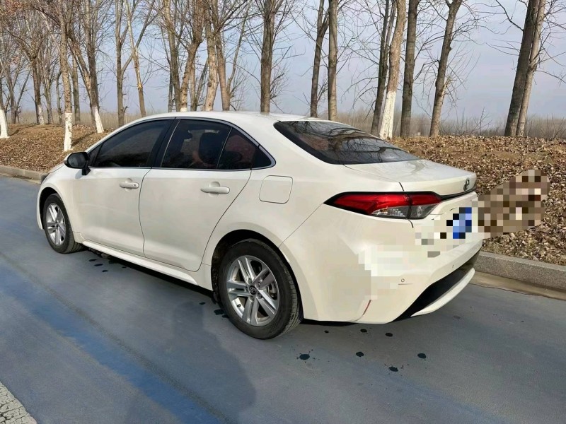 济南19年丰田雷凌8