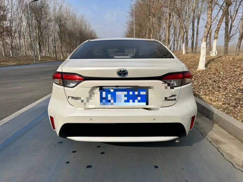 济南19年丰田雷凌9