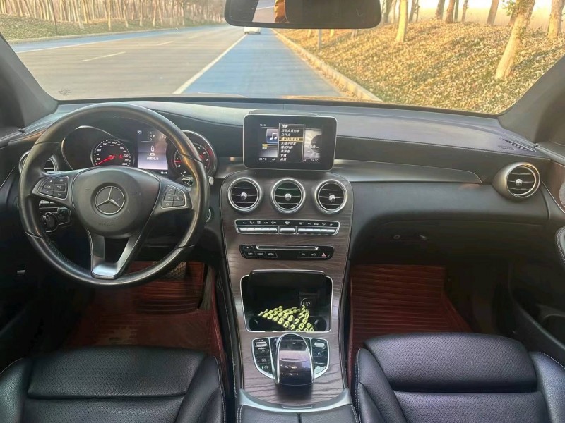 济南16年奔驰GLC4