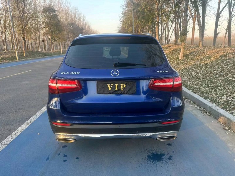 济南16年奔驰GLC9