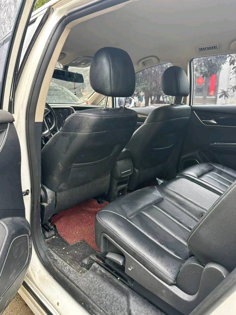 台州18年比亚迪宋4