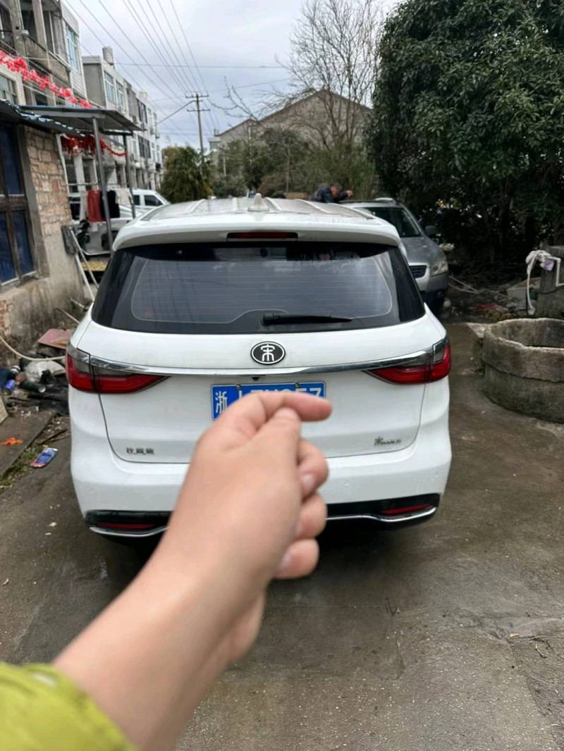 台州18年比亚迪宋5