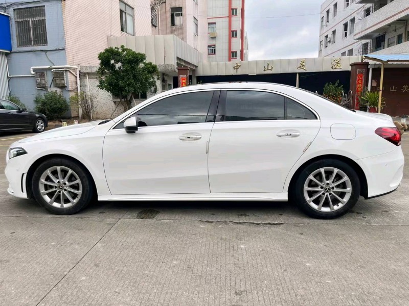 中山20年奔驰A3