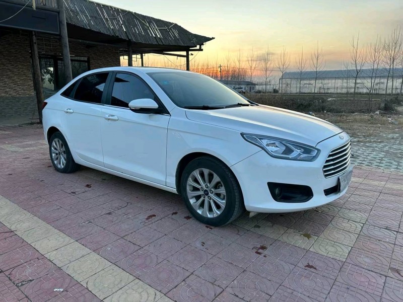 徐州18年福特福睿斯2