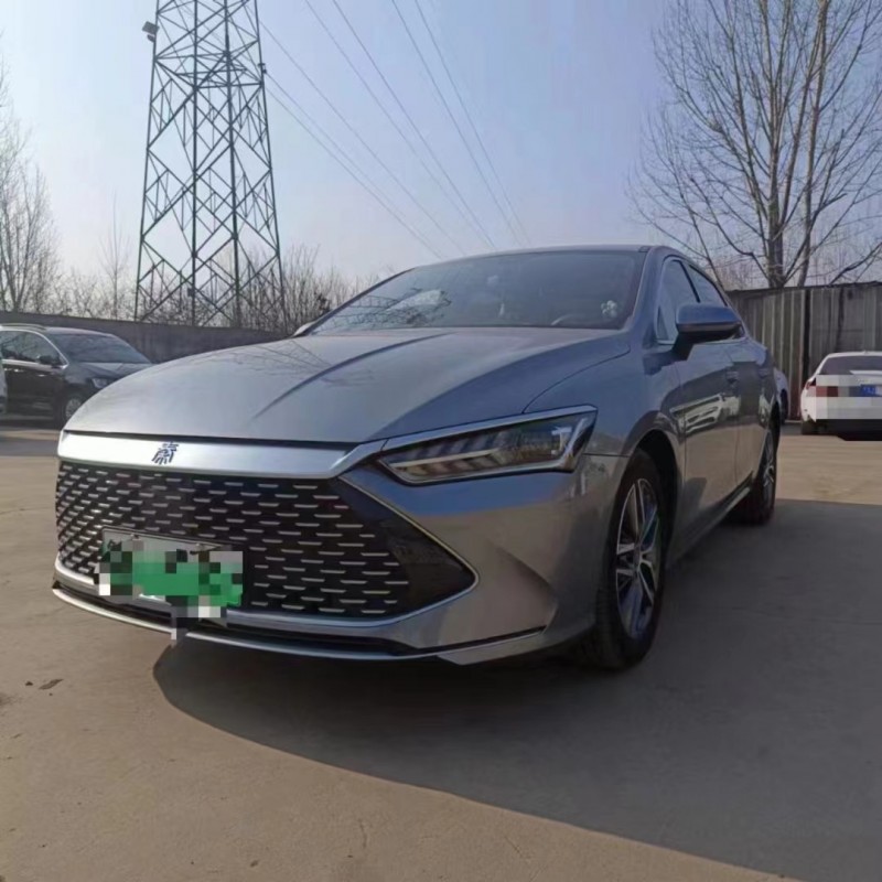 青岛23年比亚迪秦2
