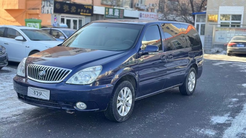 济宁14年别克GL82