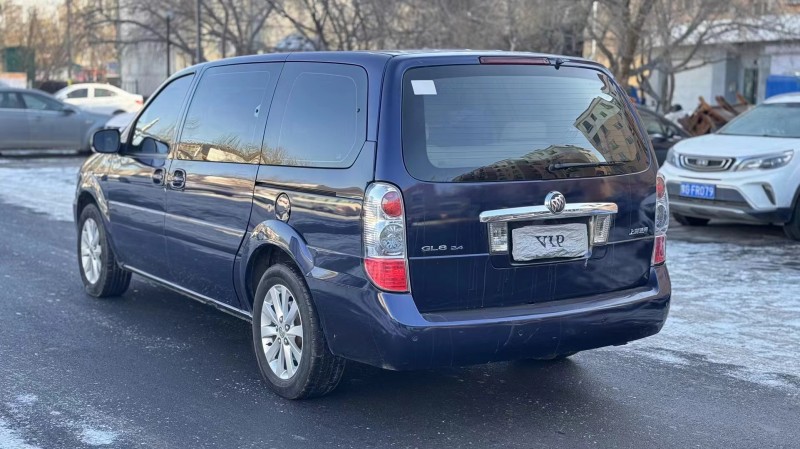 济宁14年别克GL83