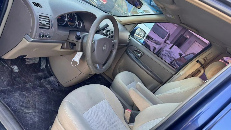 济宁14年别克GL84