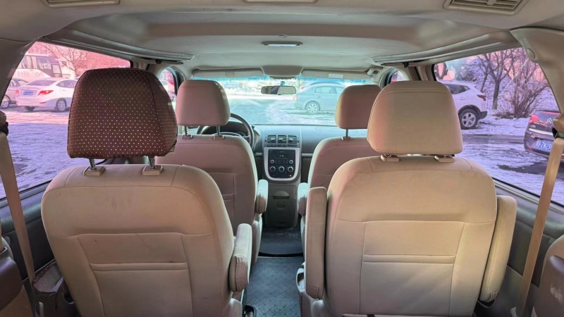 济宁14年别克GL86