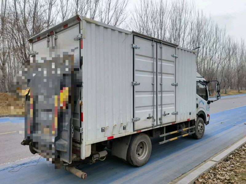 济南23年东风多利卡6