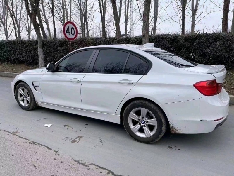 济南14年宝马3系8