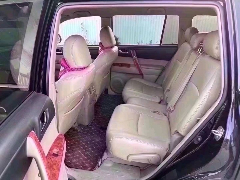 济南11年丰田汉兰达4