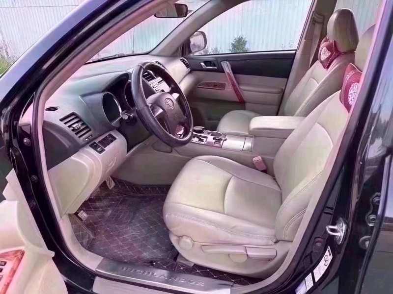 济南11年丰田汉兰达5